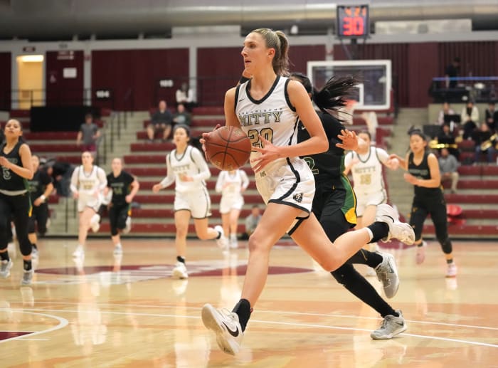 McKenna Woliczko, Archbishop Mitty girls basketball